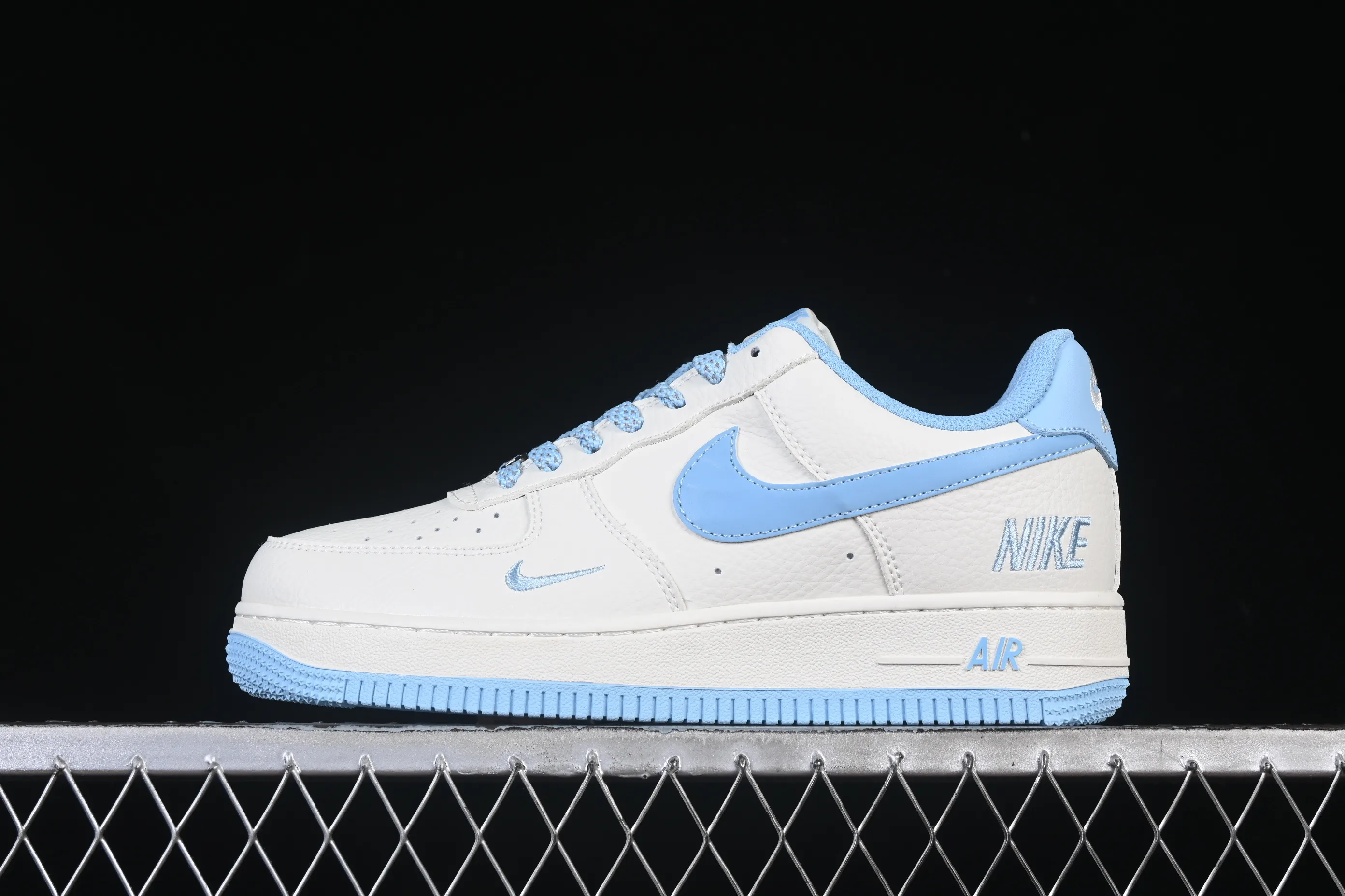 All categories Nk Air Force 1 Air Force series Nk Air Force 1 Low Air Force low-top Nike Air Force 1'07 Low joint sky blue hook Air Force 1 low-top casual sneakers CS5288-030